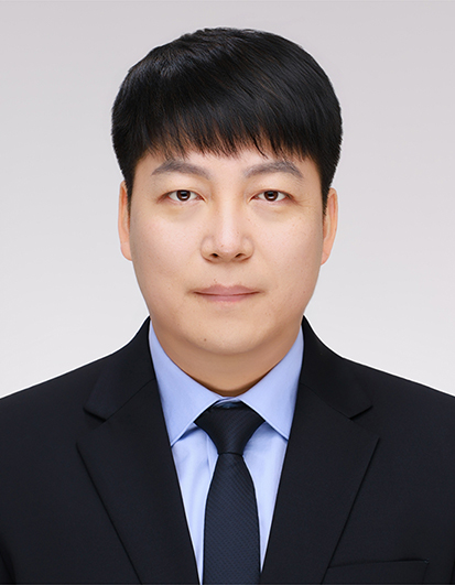 김동환 사진